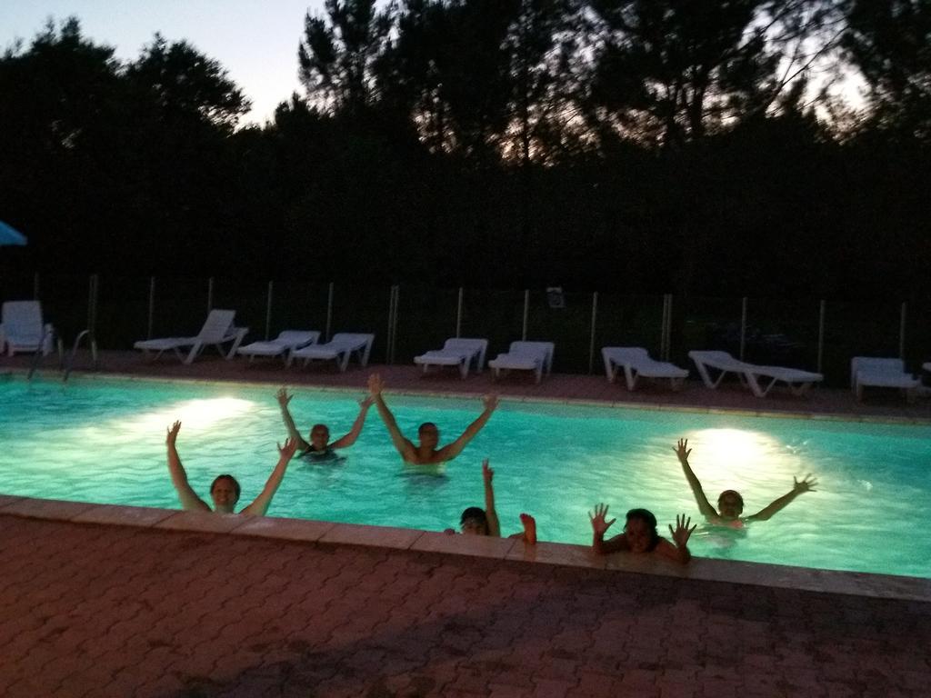 Les Palafitos Hotel Luglon Buitenkant foto